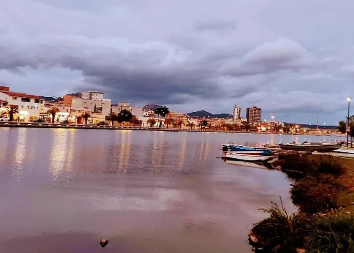 住宿加早餐酒店 A Due Passi 奧爾比亞